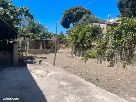 t4 95m2 + 230 m2 jardin a renover