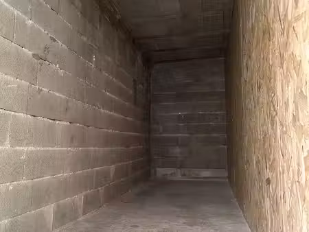 box de stockage  garage moto et garde-meubles - 8m2 sécurisé aux pennes-mirabeau