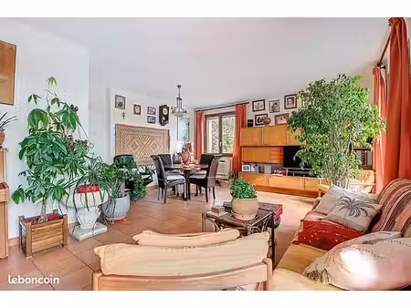 maison 4 pièces 181 m²