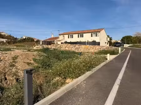 terrain 317 m² meyreuil