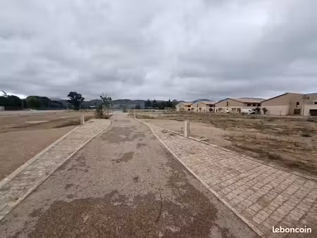 terrain 297 m² peyrolles en provence