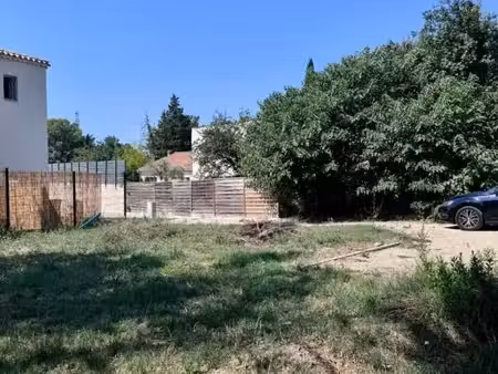 terrain 270 m² salon de provence