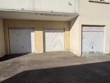 local autos 47 m²