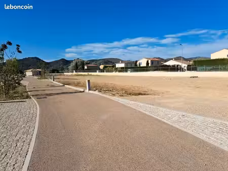 terrain 300 m² peyrolles en provence