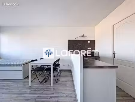 studio 1 pièce 25 m²