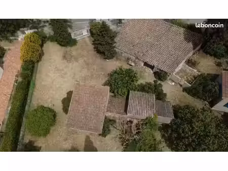 terrain 526 m² roquefort la bedoule