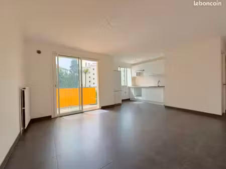 appartement 3 pièces 56 m²