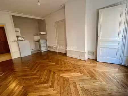 t2 - gde rue guillotiere- lyon 7