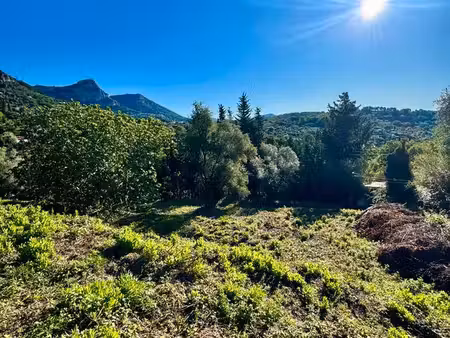 terrain 2 500 m² avec permis purgé – villa contemporaine avec vue sur le baou  sans vis à 
