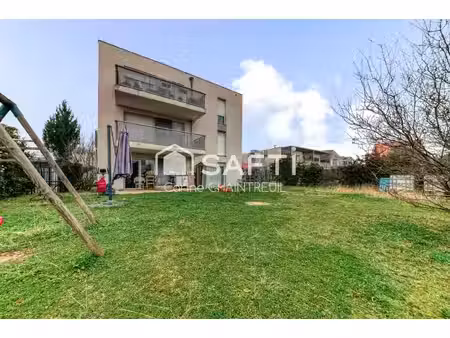 !! beau rez-de-jardin !!