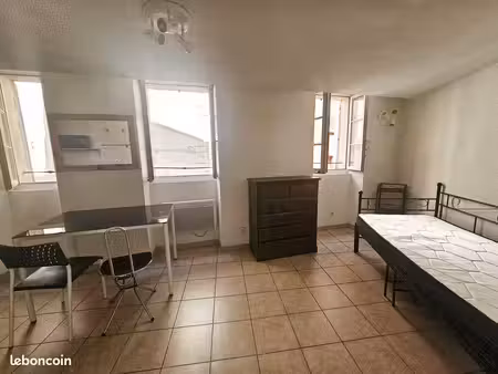 appartement 1 pièce 17 m²