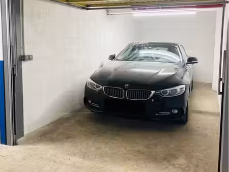 grand garage électricité et éclairage sécurisé juan les pins
