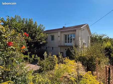 maison 4 pièces 164 m²