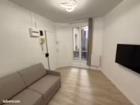 studio 1 pièce 16 m²