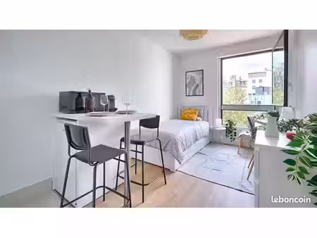 appartement 1 pièce 14 m²