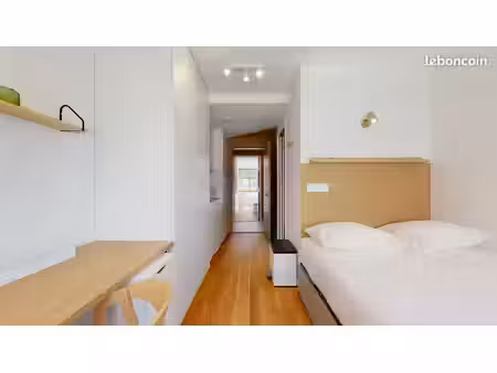 appartement 1 pièce 13 m²
