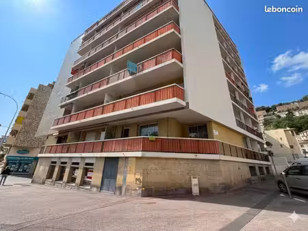 local commercial 175 m² nice