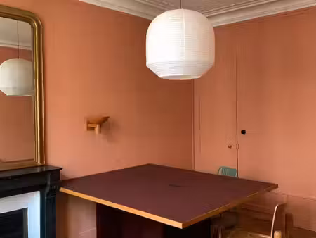 bureaux à louer dans un espace professionnel partagé de 140 m²