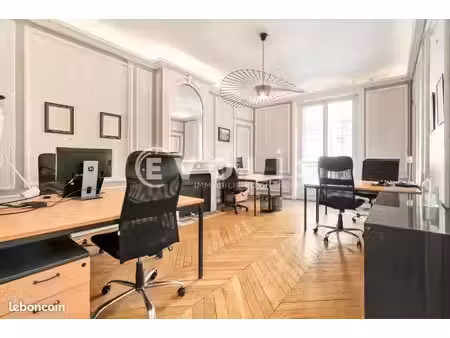 bureaux 80 m²