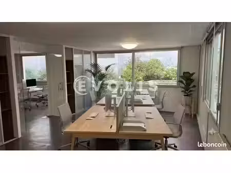 bureaux 125 m²