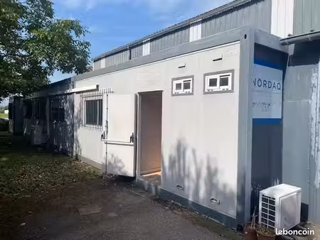 local d’activité 158 m² – bureaux et stockage – corbas