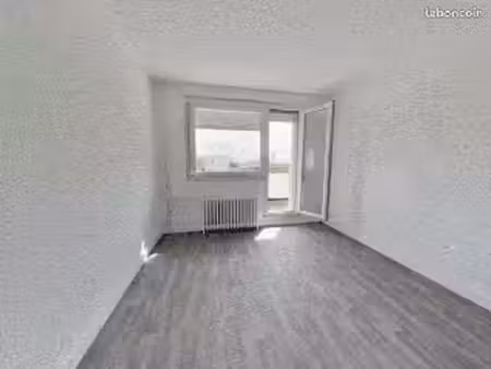 bel appartement f4 à louer avec ascenseur