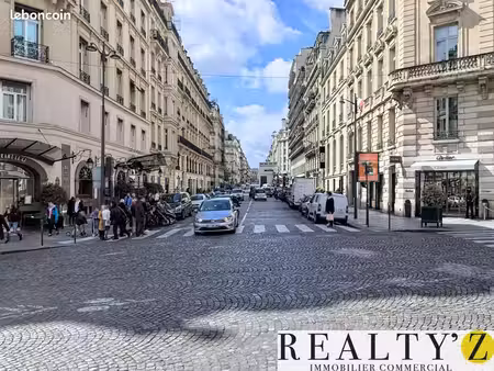 local commercial 203 m²