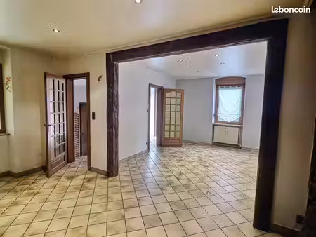 maison mitoyenne 97 m² – jardin 160 m² avec terrasse  4 chambres et garage
