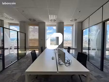 bureaux 217 m²