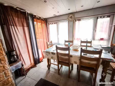 maison 8 pièces 169 m²