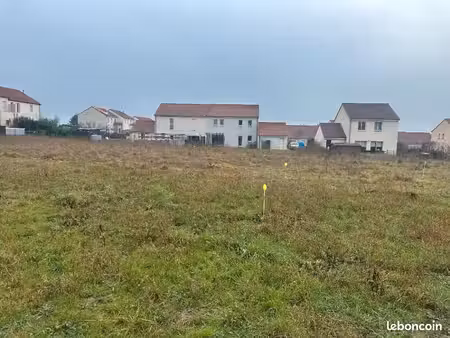 terrain 485 m² uckange