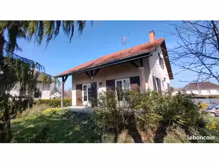 réding - maison de 130 m² sur un terrain de 588 m²