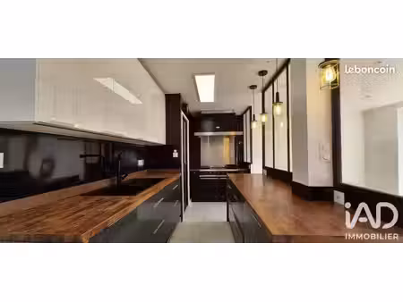maison 7 pièces 151 m²