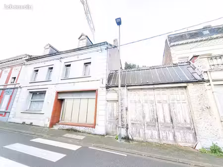 maison 8 pièces 160 m²
