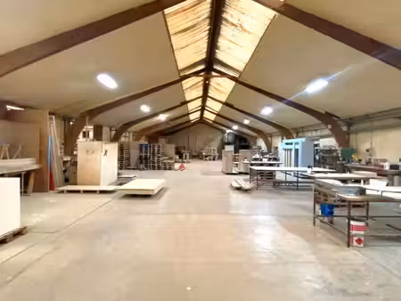 surfaces modulaires à louer pour stockage