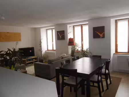 appartement 4 pièces à louer à soultz haut rhin avec garage et fibre optique