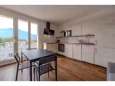 appartement meublé t5 65.08m² à grenoble