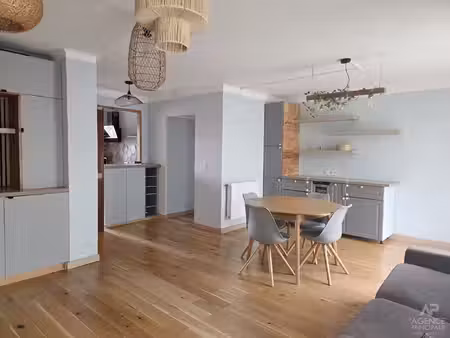 appartement rueil-malmaison 3 pièce(s) 70.33 m2