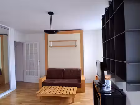 studio meublé - bassin de la villette 75019 paris