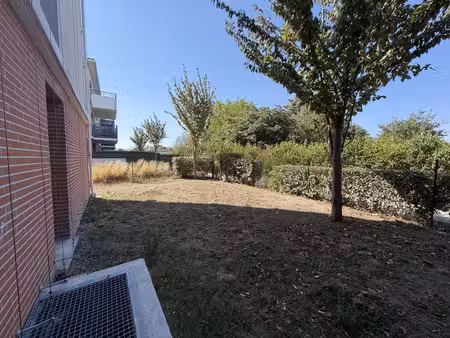t3 rez-de-chaussee avec jardin secteur lalande