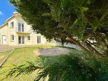 munchhouse : maison de 5 pièces (142 m²) à louer