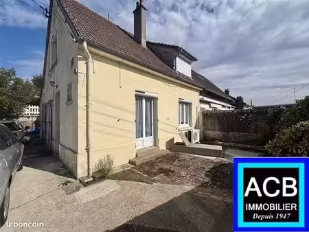 maison 4 pièces 65 m²