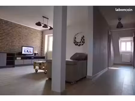 loue appartement f4 dans résidence calme