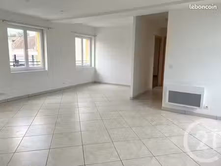 appartement 3 pièces 64 m²