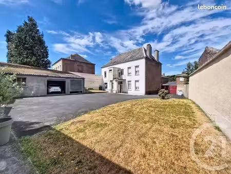 maison 9 pièces 175 m²