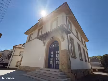local 906 m² châtel-saint-germain