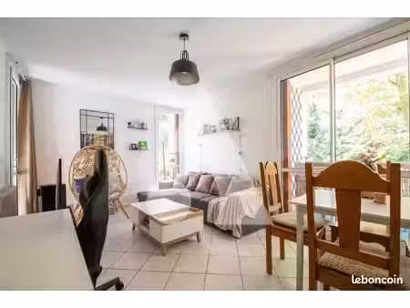 appartement 3 pièces 65 m²