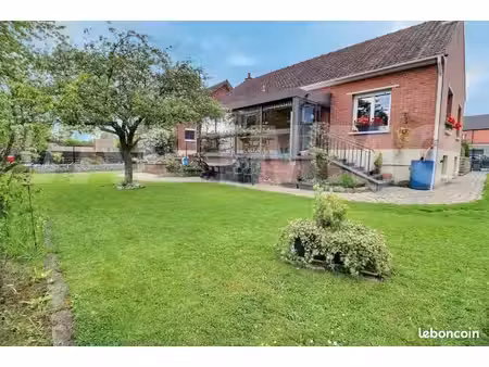 pavillon 5 pièces 85 m²