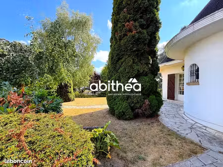 propriété 5 pièces 138 m²