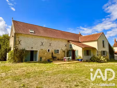 propriété 6 pièces 225 m²
